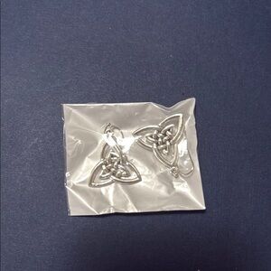 Elegant Silver Celtic Knot Earrings